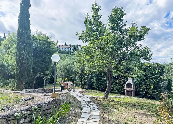 La Casa Di Bibi By Interhome * Costarainera