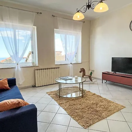 La Casa Di Bibi By Interhome